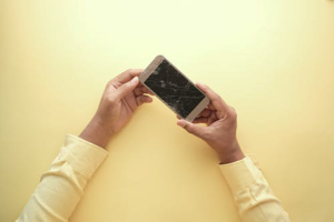 Op Weg met Betrouwbare Technologie: Wat Tweedehandswagens en Mobiele Reparatie Gemeen Hebben